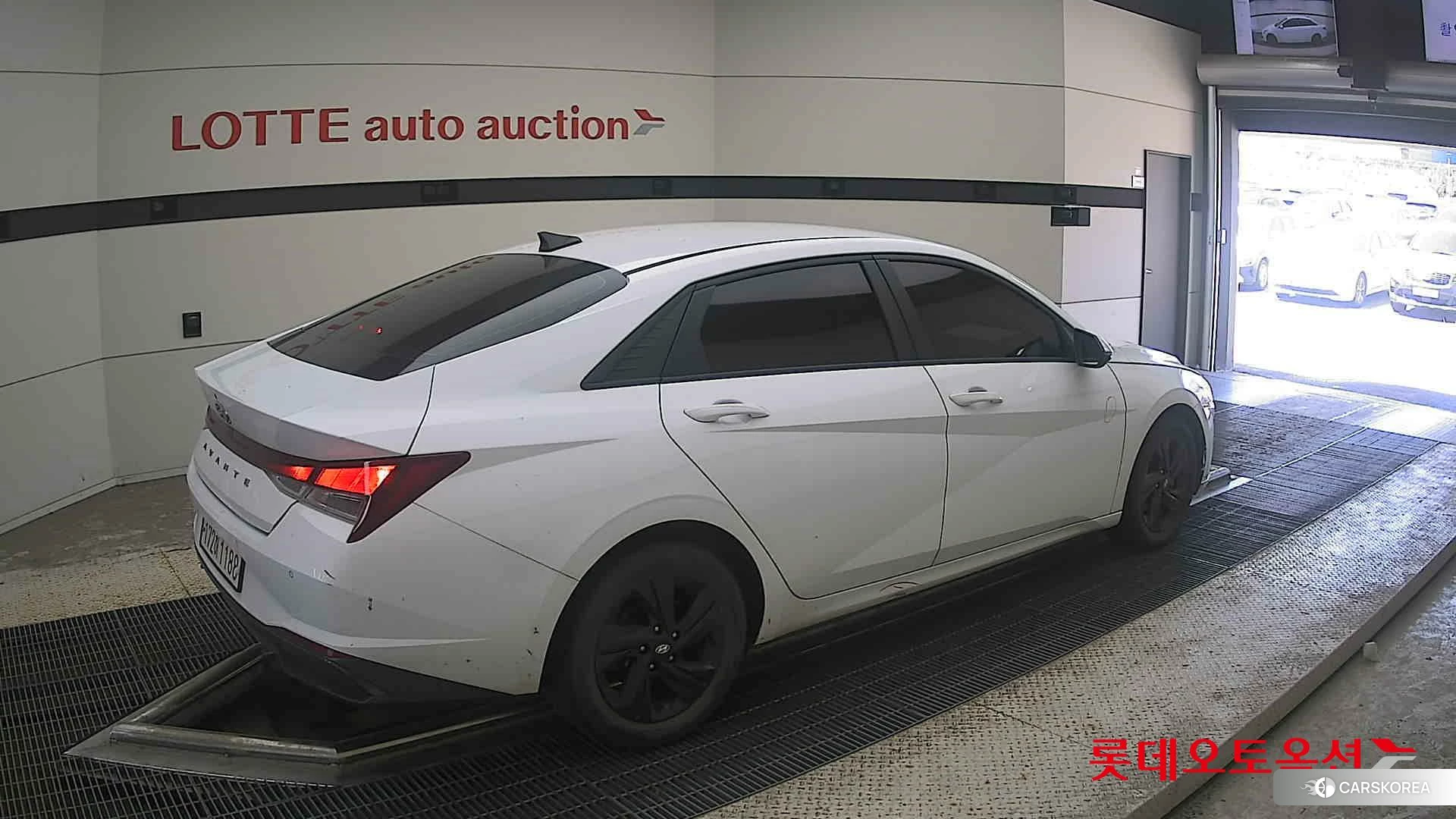 Hyundai Avante Hybrid id 4679332 из Кореи 10