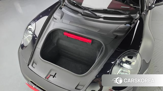 Porsche 911(992) id 4356105 из Кореи 10