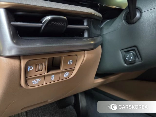 Hyundai Grandeur Hybrid (GN7) id 4916667 из Кореи 10