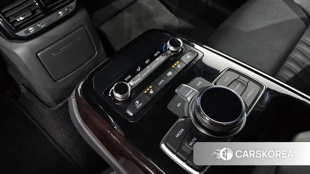 Genesis EQ900 id 3449749 из Кореи 10