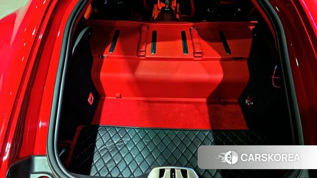 Ferrari 812 Superfast id 4770172 из Кореи 10