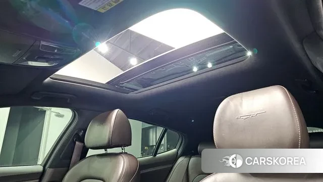 Kia Stinger id 3703130 из Кореи 10