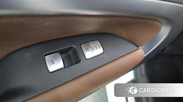 Genesis G70 id 3552356 из Кореи 10