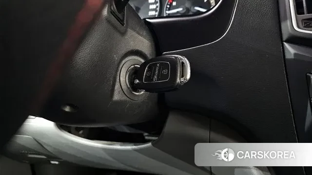 Hyundai The New Grand Starex id 3563275 из Кореи 10