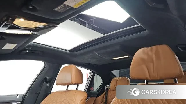 BMW 7 Series (G11) id 3439521 из Кореи 10