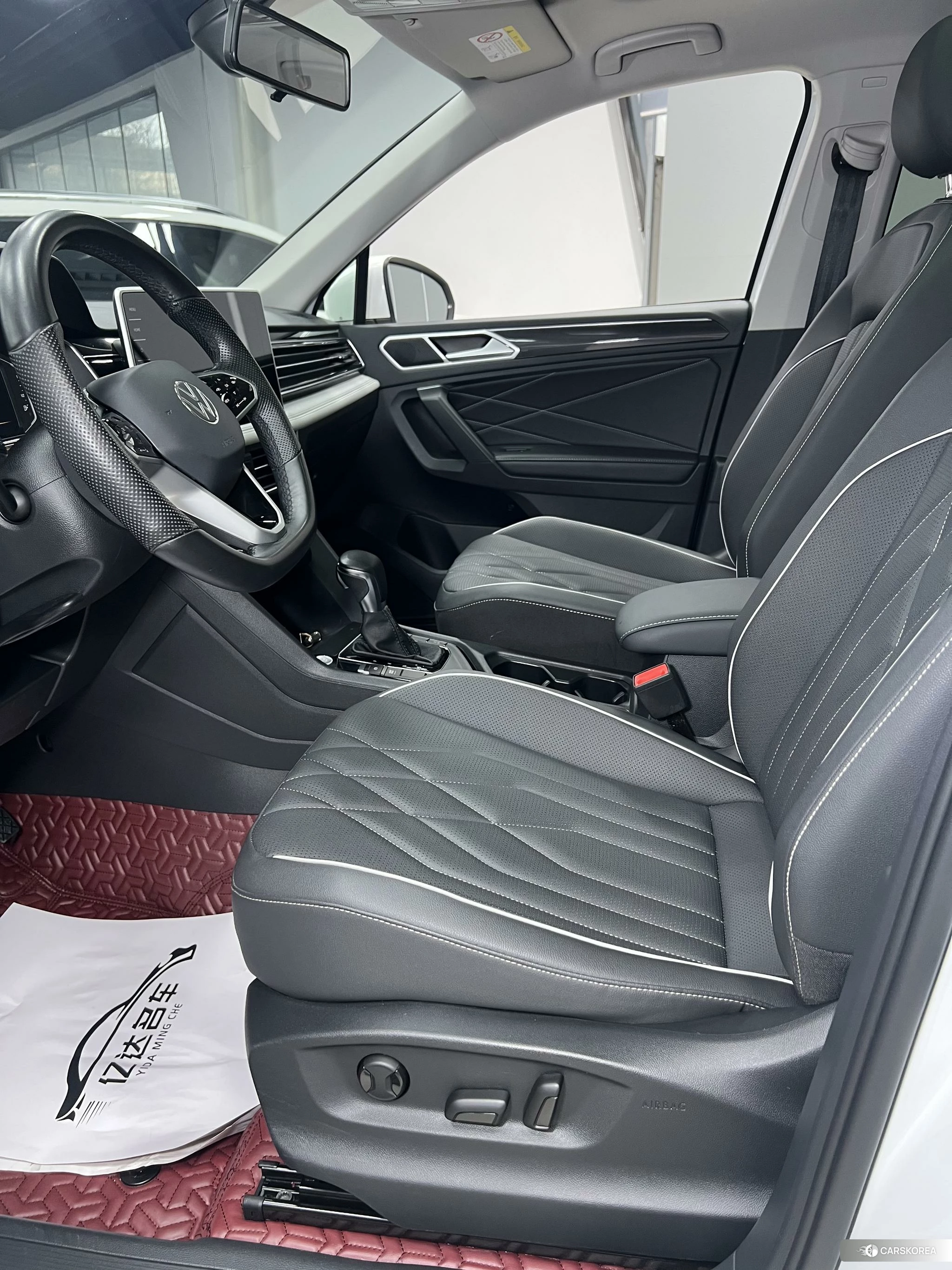 Volkswagen Tiguan L id 4473642 из Китая 10