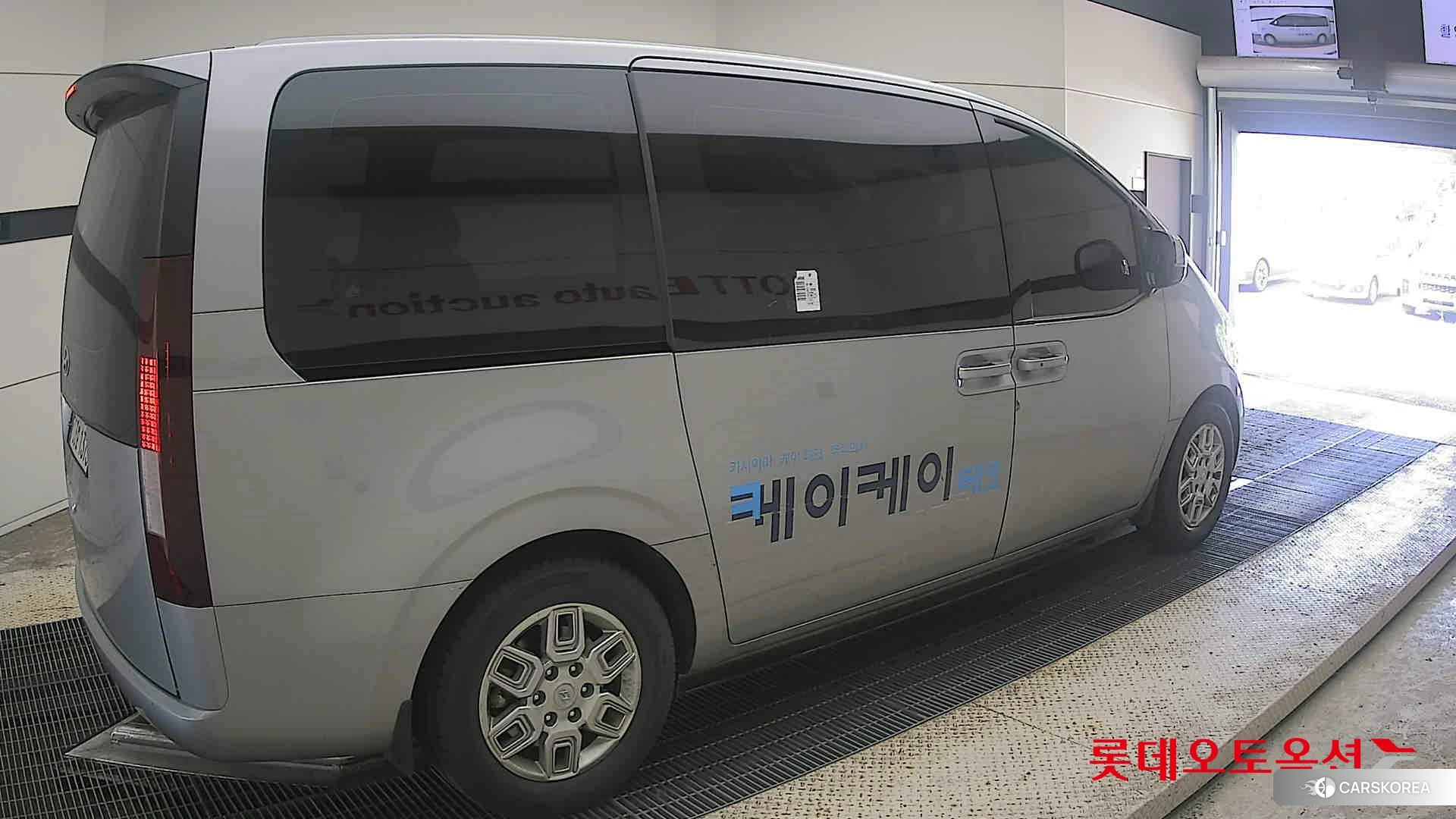 Hyundai Staria id 4902517 из Кореи 10