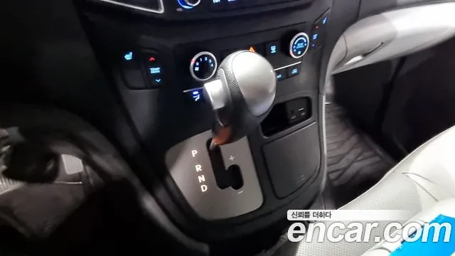 Hyundai The New Grand Starex id 2631943 из Кореи 10