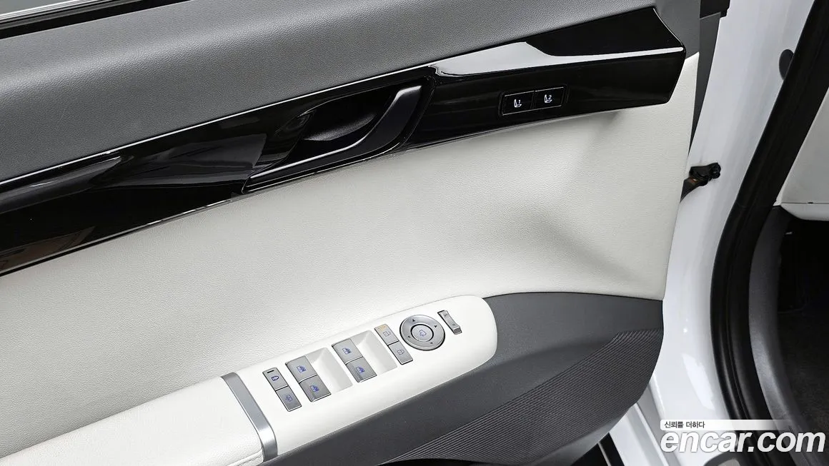 Hyundai Grandeur Hybrid (GN7) id 1792062 из Кореи 10