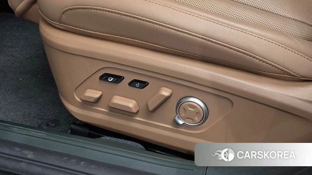 Hyundai Grandeur (GN7) id 4686600 из Кореи 10