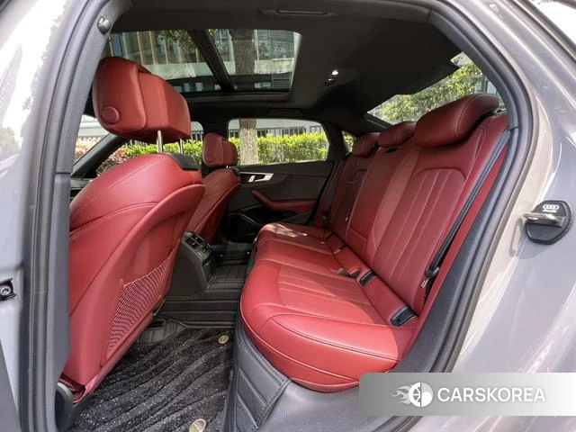 Audi A4L id 4242226 из Китая 10