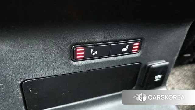 Land Rover Range Rover Velar id 3692430 из Кореи 10