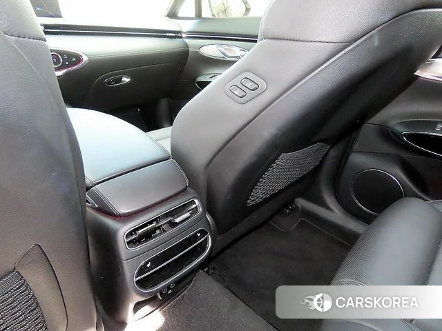 Genesis GV70 id 4842590 из Кореи 10