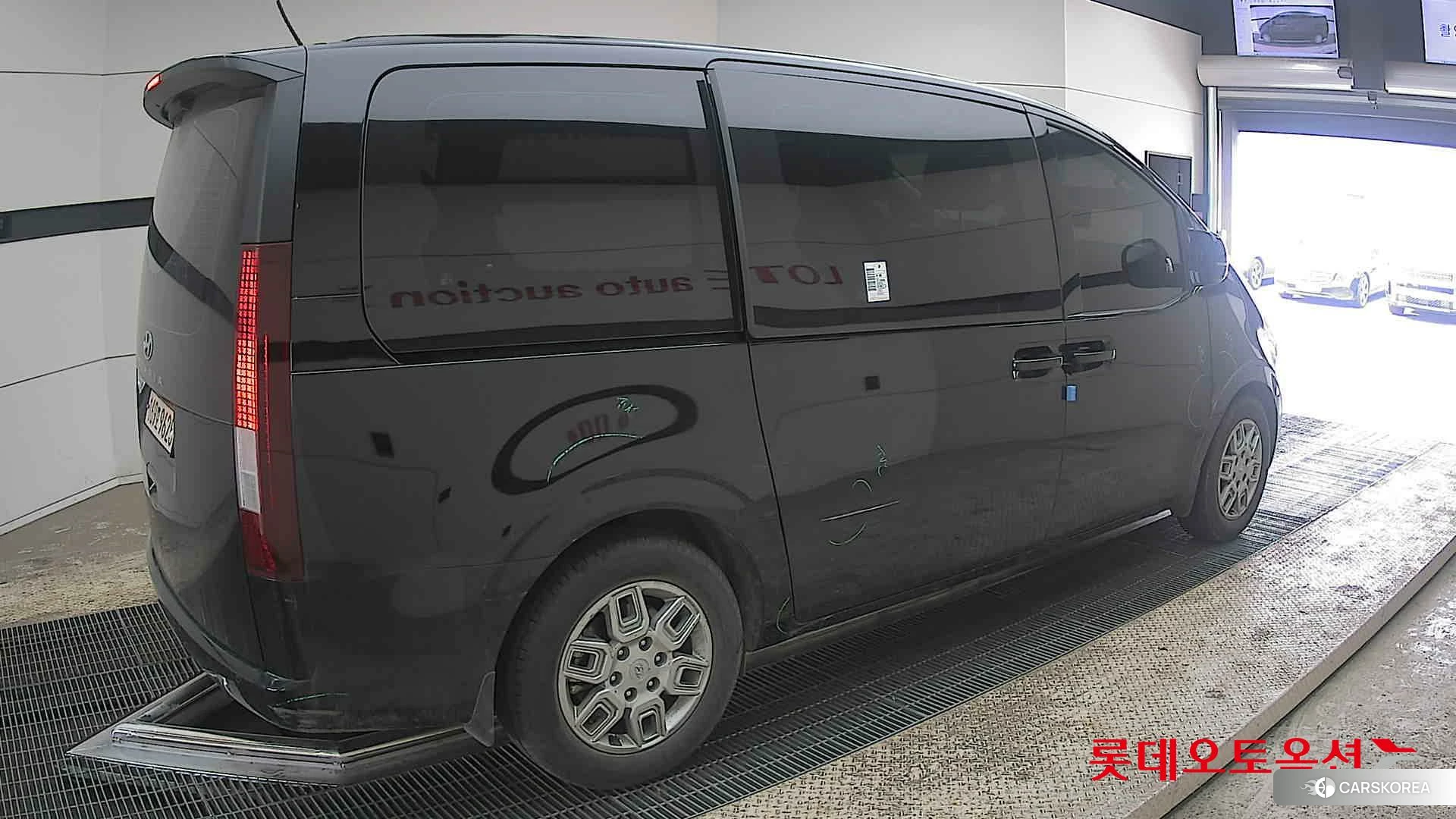 Hyundai Staria id 3888341 из Кореи 10