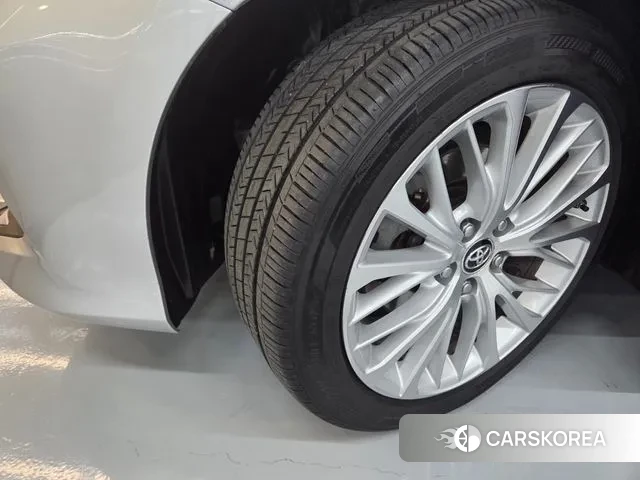 Toyota Camry (XV70) id 3748703 из Кореи 10