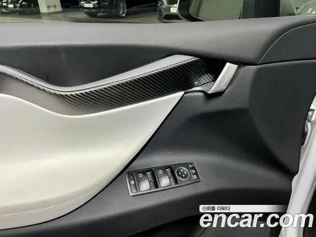 Tesla Model X id 2791063 из Кореи 10