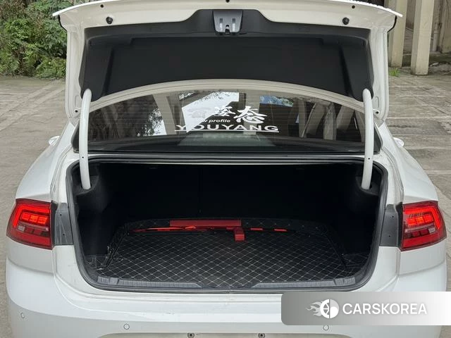 Volkswagen Lingdu id 4272016 из Китая 10
