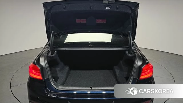 BMW 5 Series (G30) id 3894233 из Кореи 10