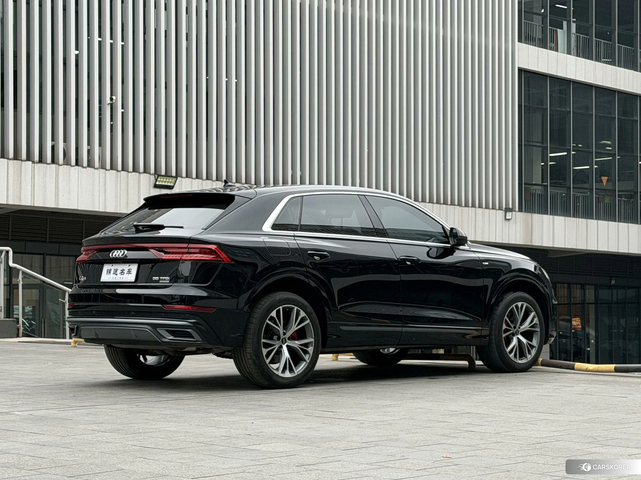 Audi Q8 id 4467911 из Китая 10
