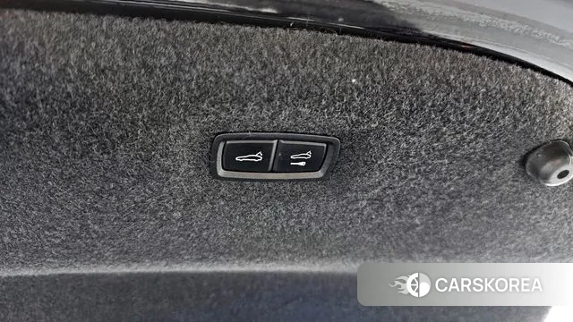 Porsche Taycan id 3395163 из Кореи 10