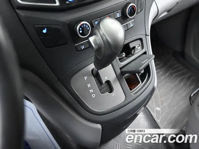 Hyundai The New Grand Starex id 2680407 из Кореи 10