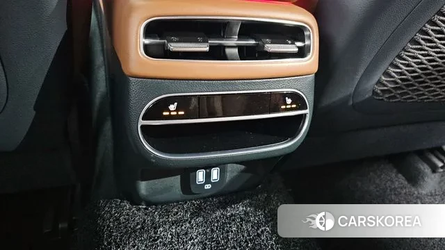 Genesis GV70 id 3550475 из Кореи 10