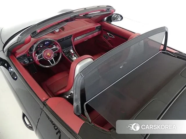 Porsche 911 id 3226721 из Кореи 10