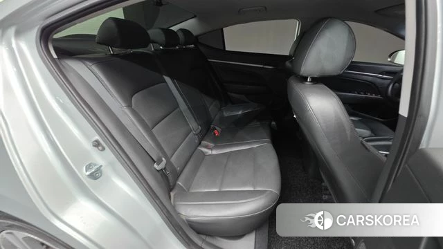 Hyundai Avante AD id 4652408 из Кореи 10