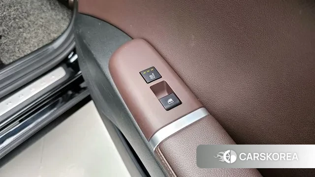 Hyundai Grandeur (GN7) id 3764077 из Кореи 10