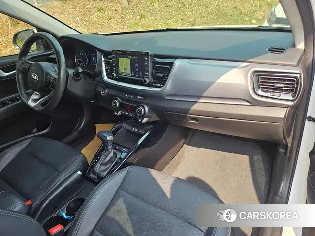 Kia Stonic id 3778965 из Кореи 10