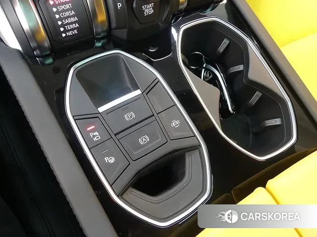 Lamborghini Urus id 3241799 из Кореи 10