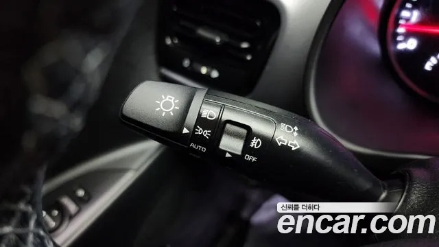 Kia Stonic id 2952220 из Кореи 10