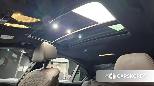 BMW 5 Series (G30) id 3432713 из Кореи 10