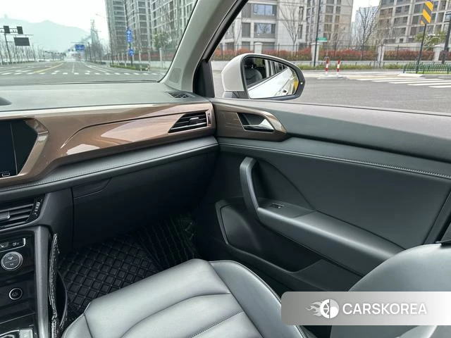 Volkswagen Tuyue id 4236332 из Китая 10