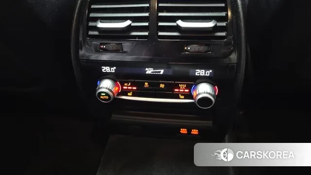 BMW 5 Series (G30) id 3681511 из Кореи 10