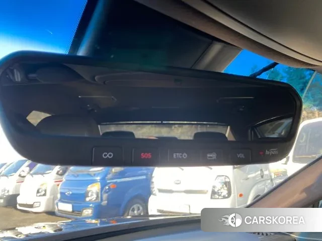 Genesis G90 id 3646989 из Кореи 10