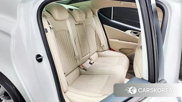 Genesis The New G70 id 3036683 из Кореи 10