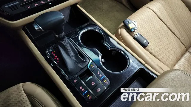 Kia The New Carnival id 2654387 из Кореи 10