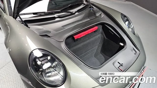 Porsche 911(992) id 2920203 из Кореи 10