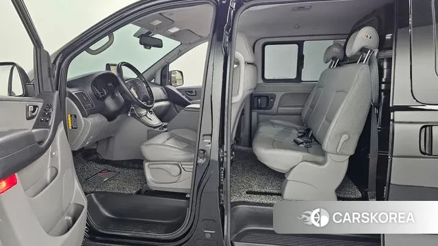 Hyundai The New Grand Starex id 3583151 из Кореи 10