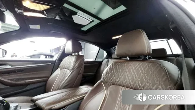 BMW 5 Series (G30) id 3464169 из Кореи 10