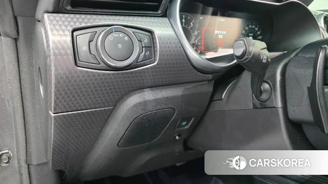 Ford Mustang id 3829198 из Кореи 10