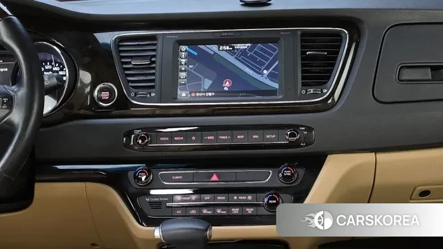 Kia The New Carnival id 3601898 из Кореи 10