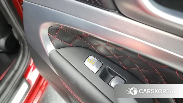 Genesis G70 id 3494220 из Кореи 10