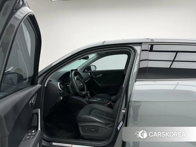 Audi Q2L id 4353438 из Китая 10