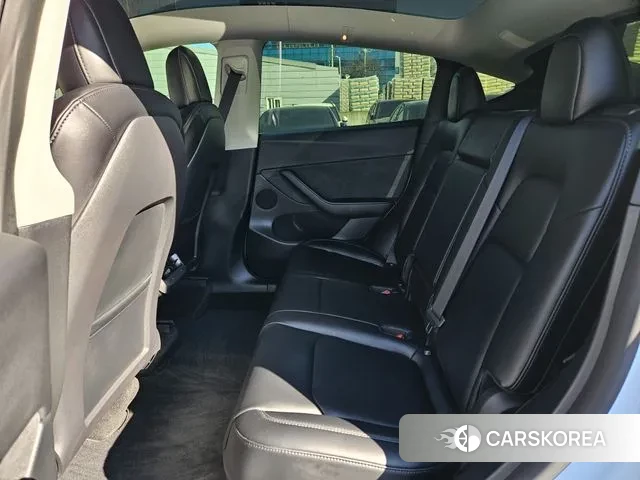 Tesla Model Y id 3611024 из Кореи 10