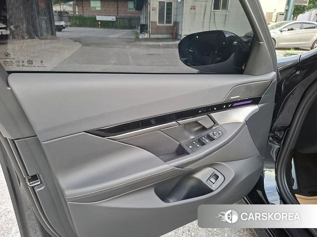 BMW 5 Series (G60) id 4665100 из Кореи 10