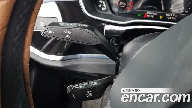 Audi Q3 (F3) id 2920038 из Кореи 10