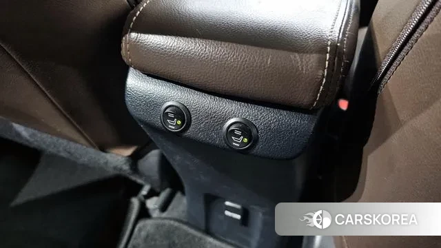 Toyota Prius 4th Generation id 3357161 из Кореи 10