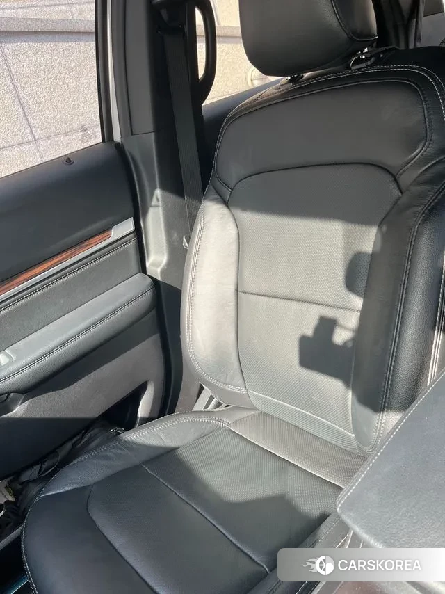 Ford Explorer id 3669565 из Кореи 10